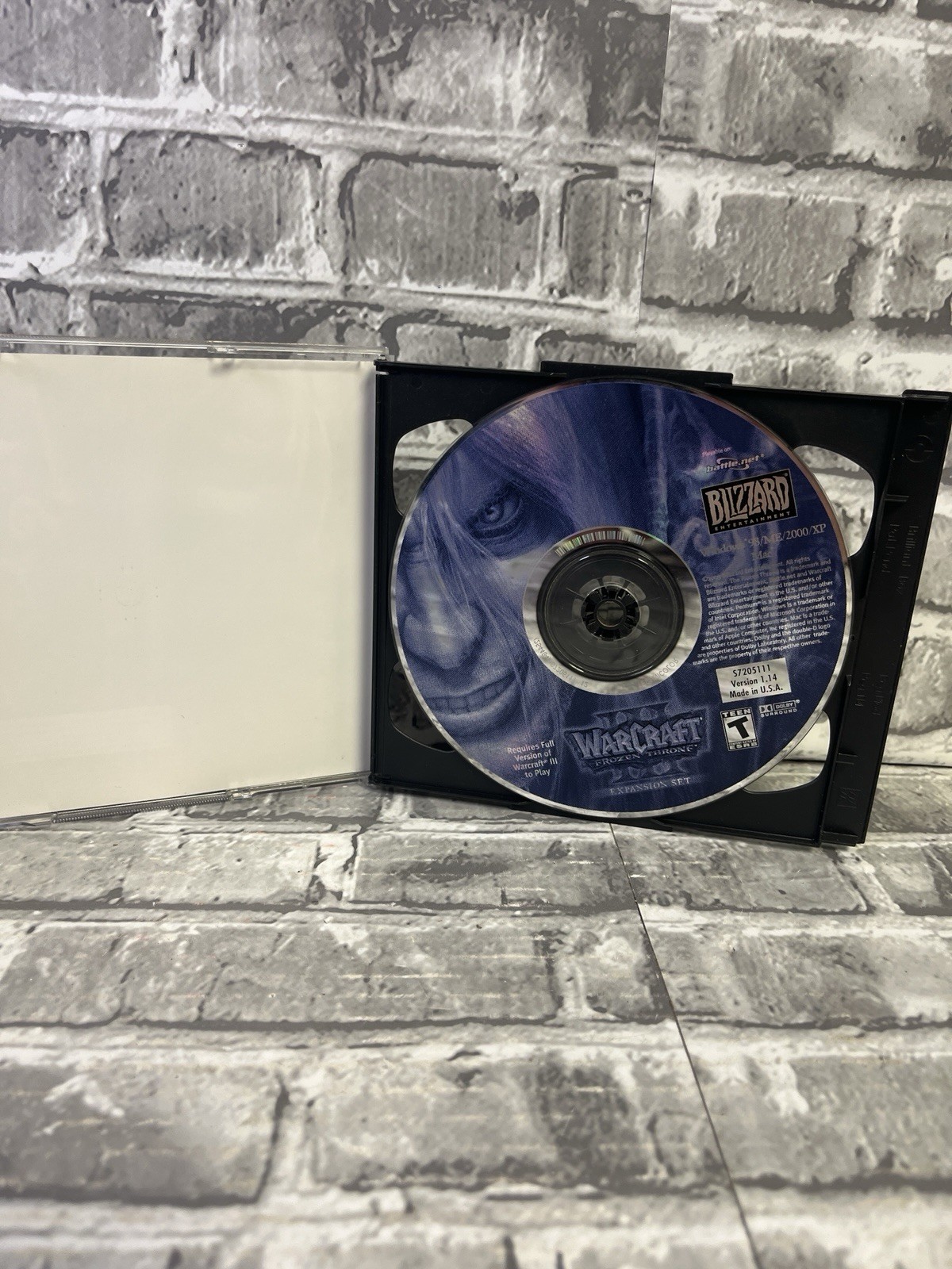 WarCraft Battle Chest PC Game 2003 With CD Keys