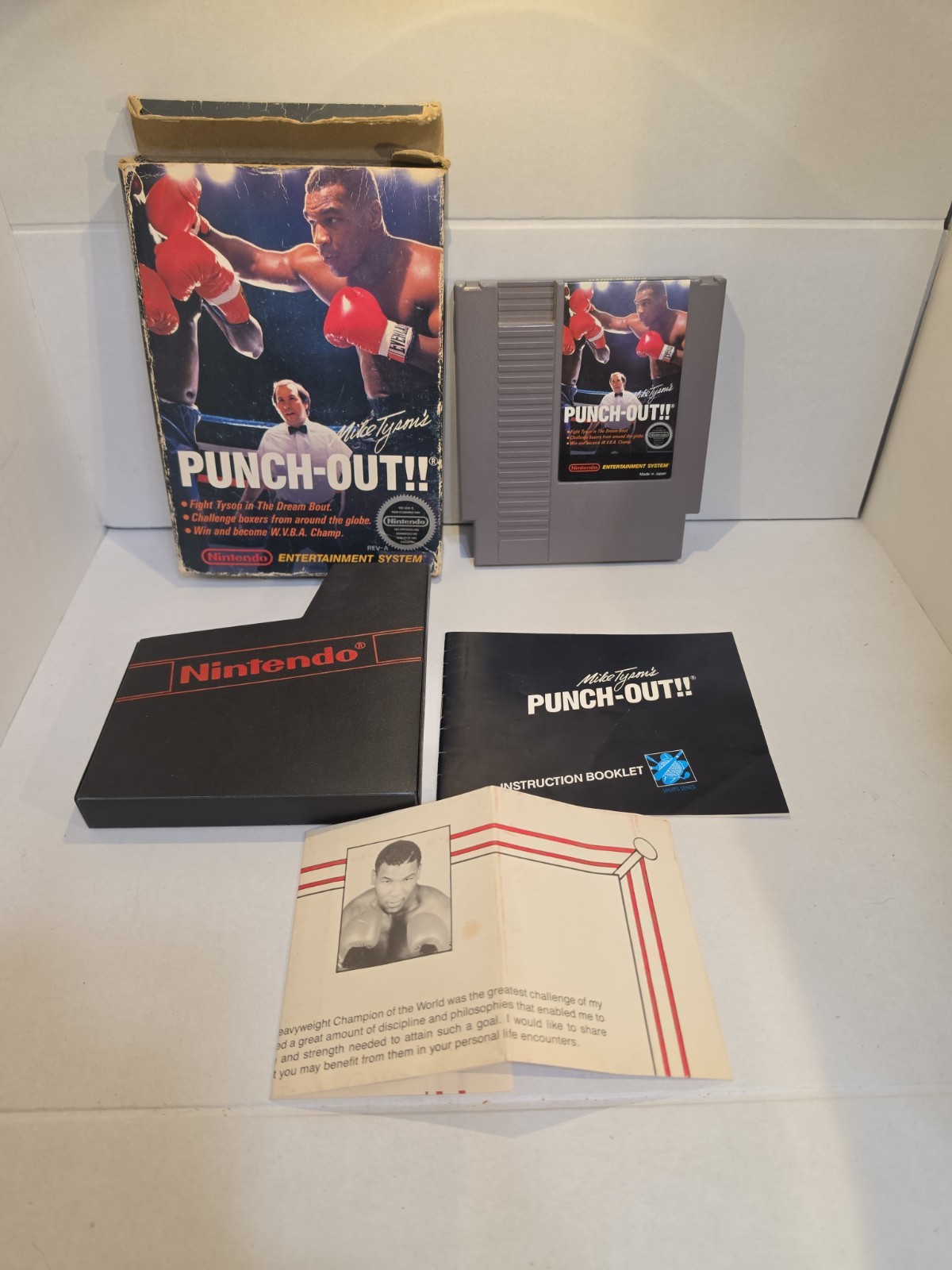 MIKE TYSON’S PUNCH OUT NES NINTENDO COMPLETE IN Box CIB. Letter From Tyson