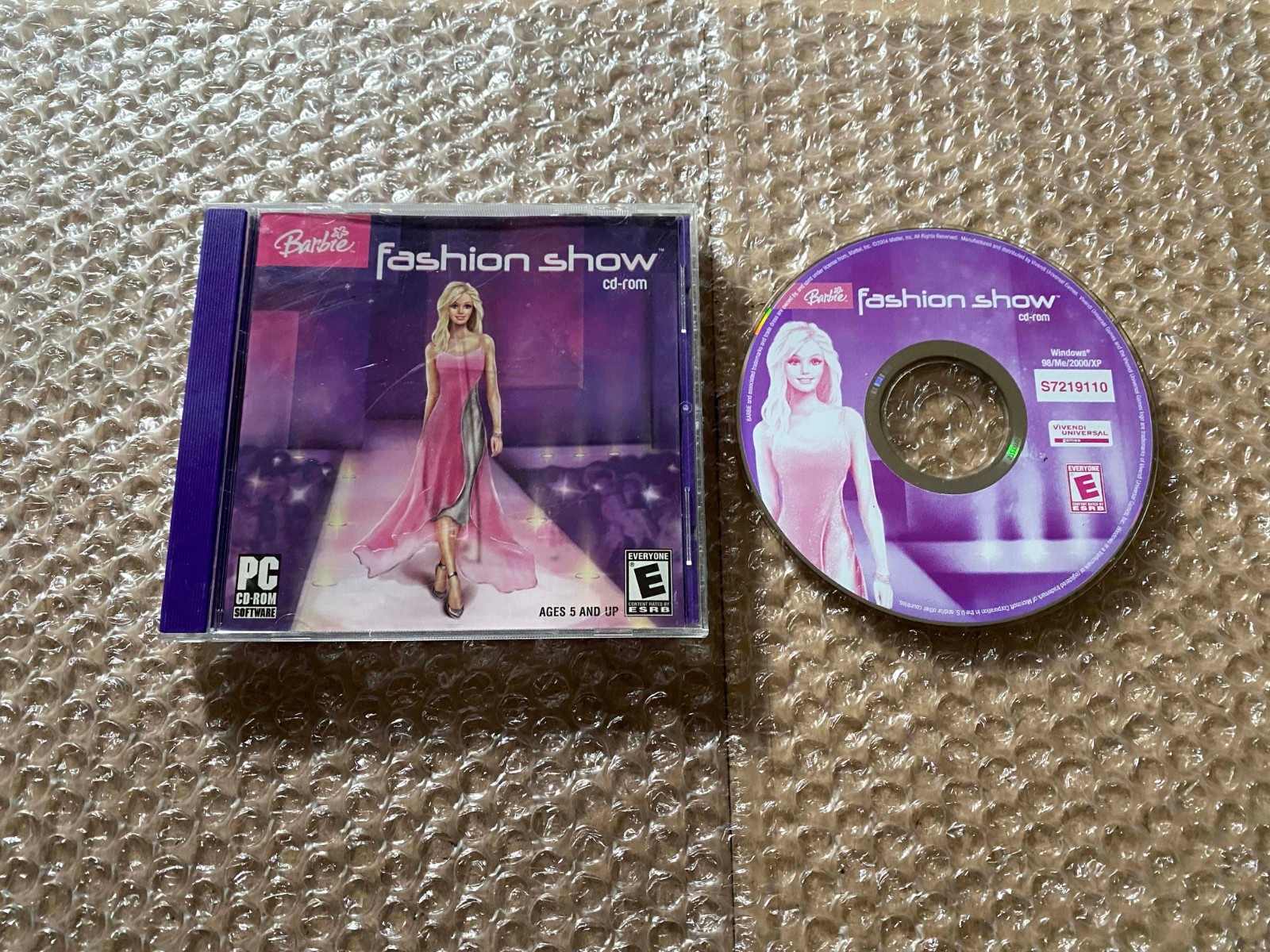 Barbie Fashion Show (PC CD-ROM, 2004) – DISC + MANUAL *AUTHENTIC *TESTED