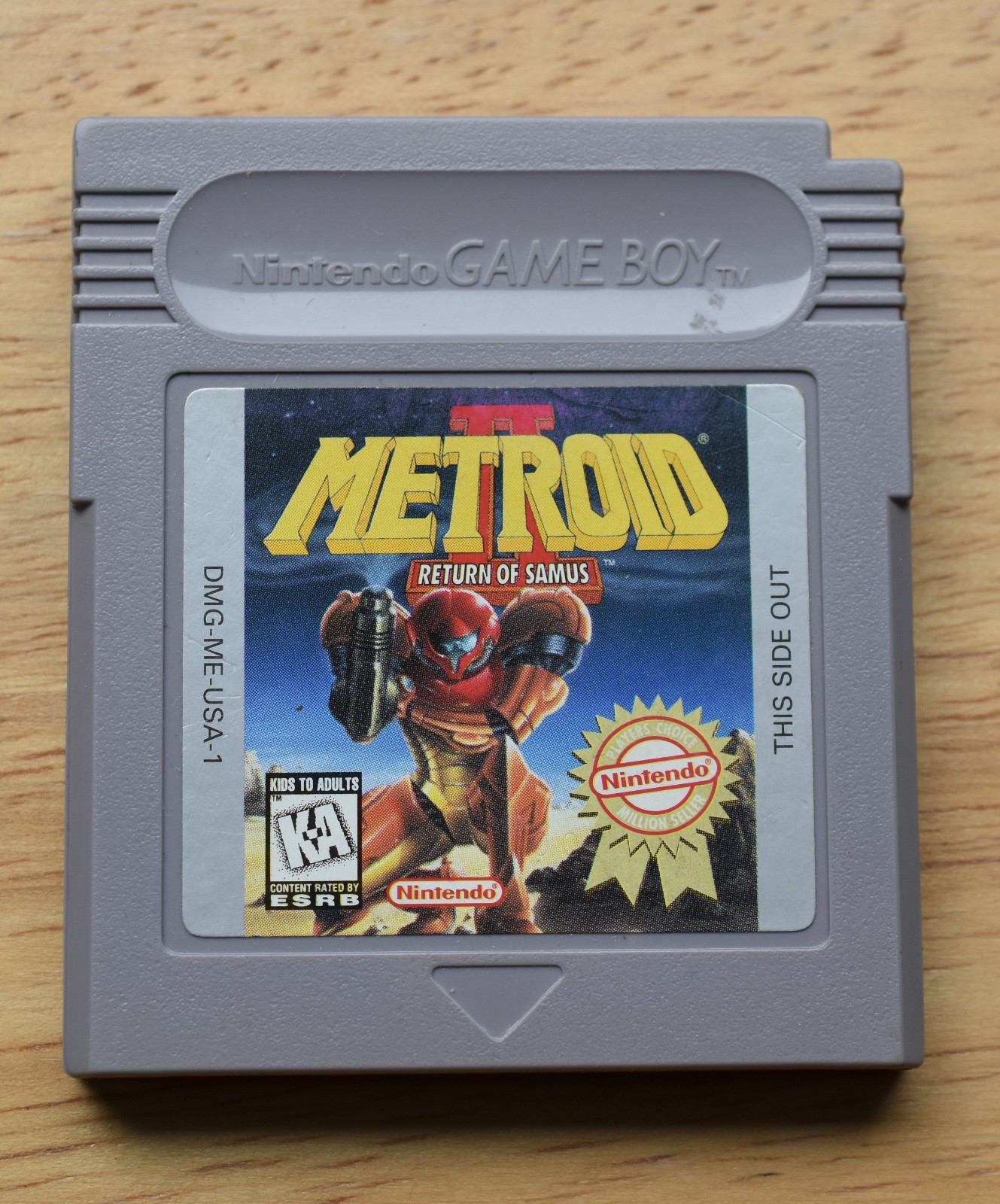 Metroid II: Return of Samus (Nintendo Game Boy, 1991)