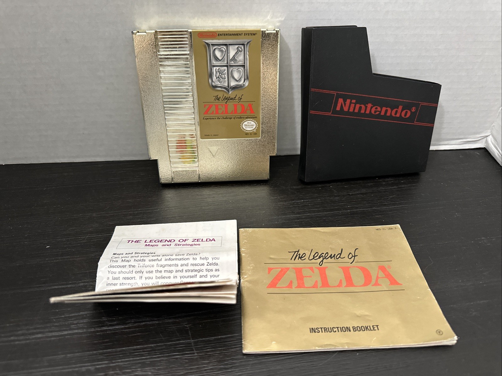 The Legend of Zelda (Nintendo NES 1987) – Manual & Map w/ Sleeve Tested Works
