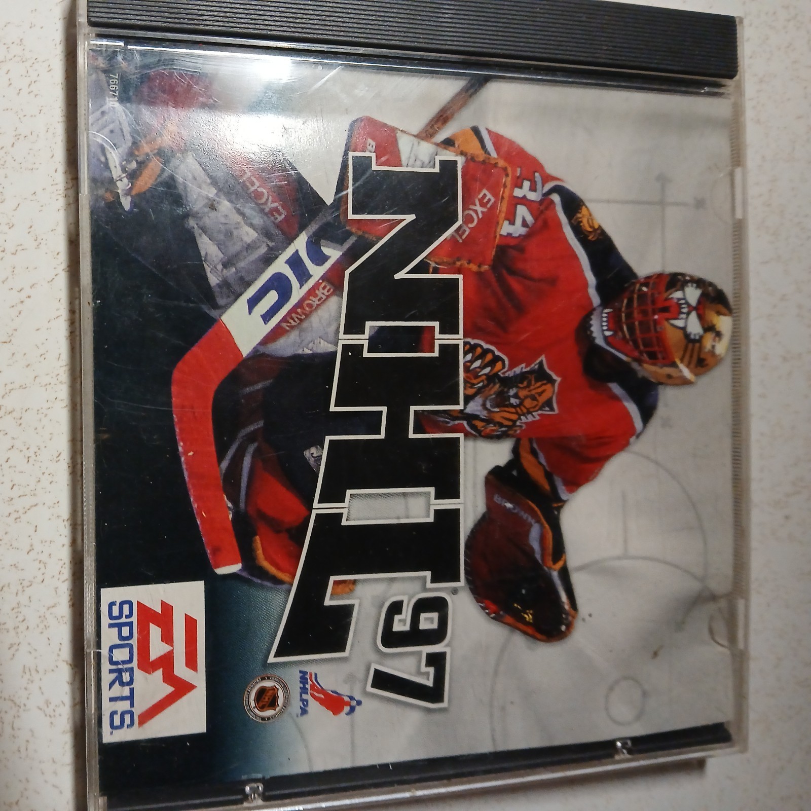 NHL 97 PC Computer CD-ROM Windows 95 EA Sports Ice Hockey GAME