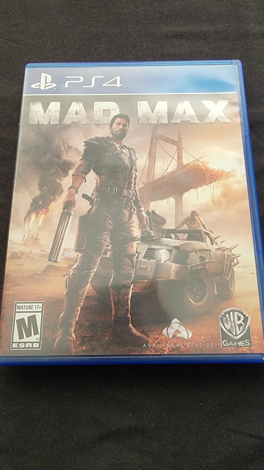 Mad Max – PS4 – VGC – Play as Mad Max Running Around in the Wasteland