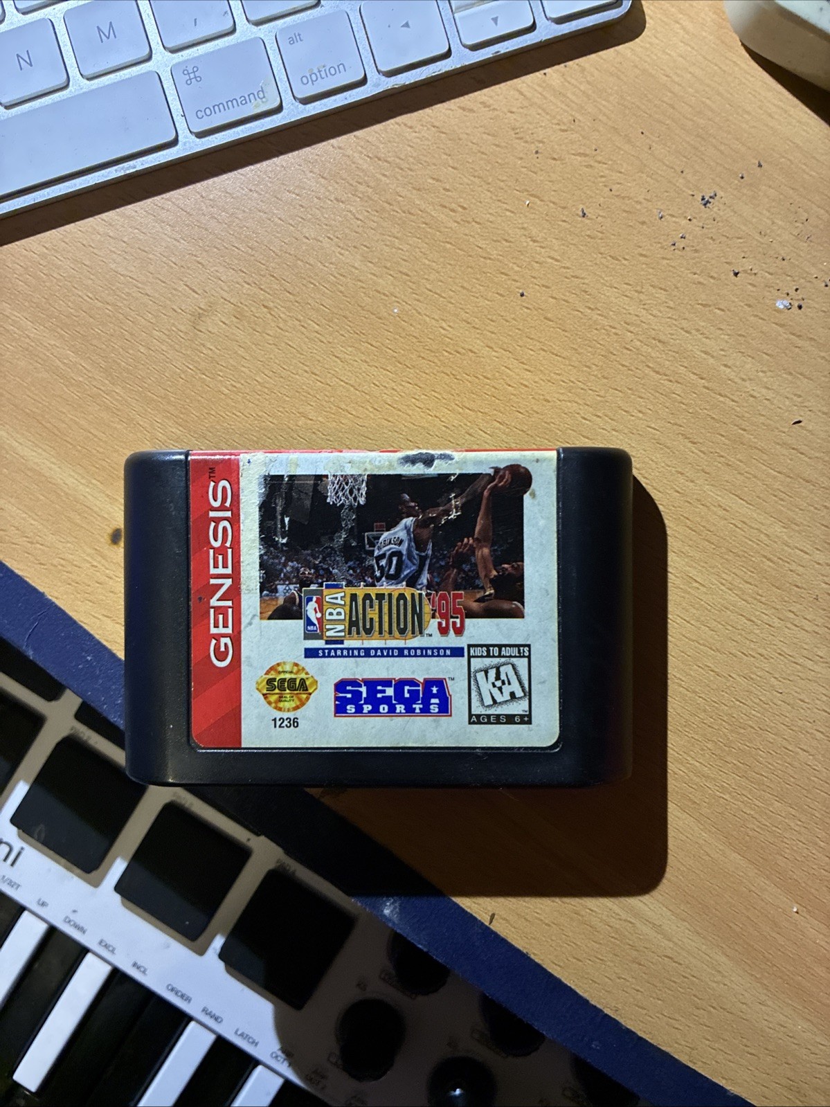NBA Action ’95 Starring David Robinson (Sega Genesis, 1995) Game Only – Tested