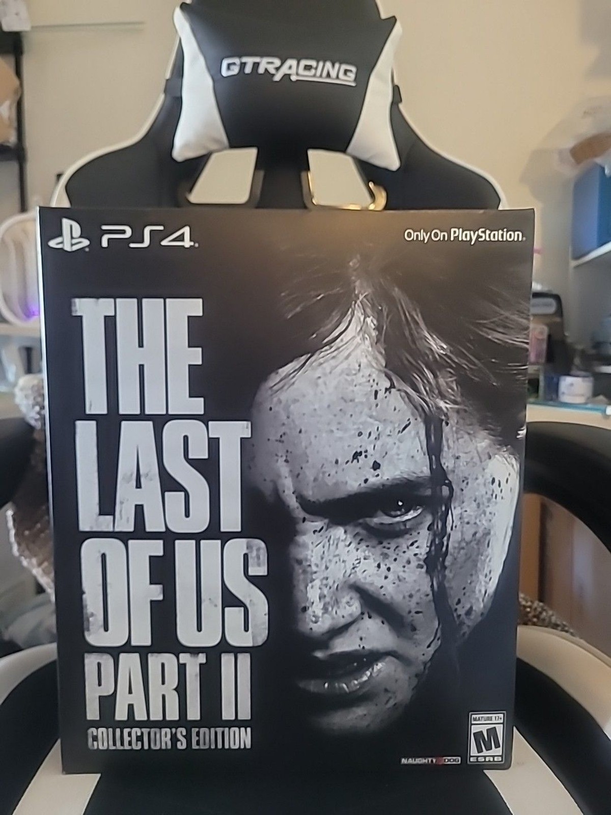 The Last of Us Part II : Collectors Edition Sony (PlayStation 4, 2020)